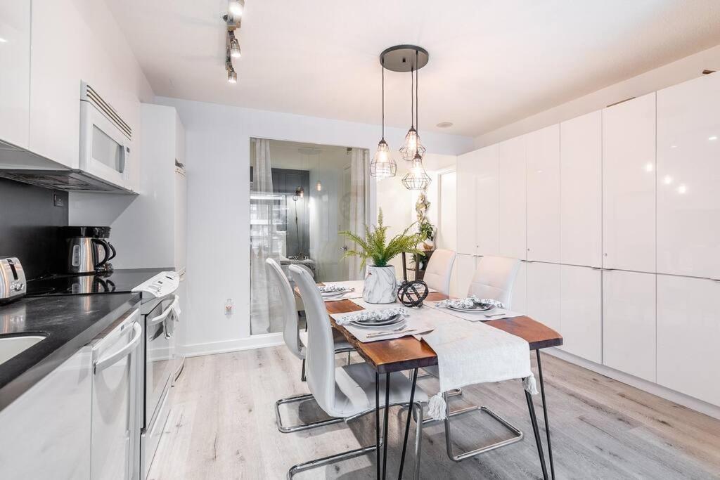 Luxury Suite Downtown Toronto Near Cn Tower 외부 사진