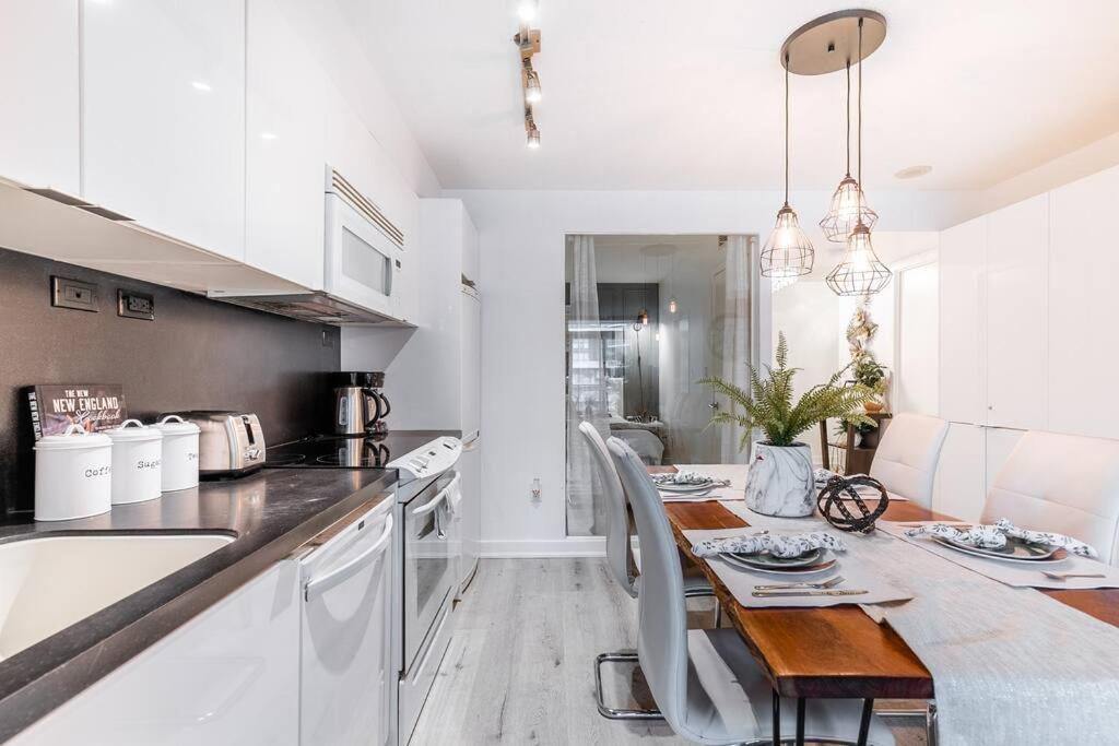 Luxury Suite Downtown Toronto Near Cn Tower 외부 사진